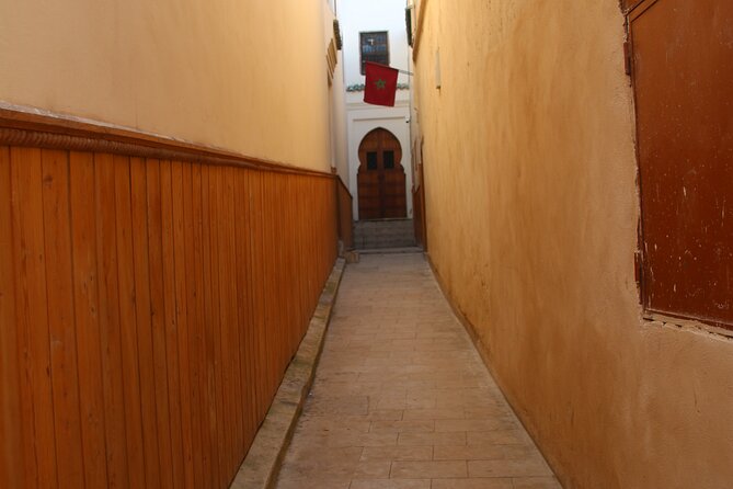 Fes wonders - Al-Qarawiyyin Mosque and University: short stop, big significance