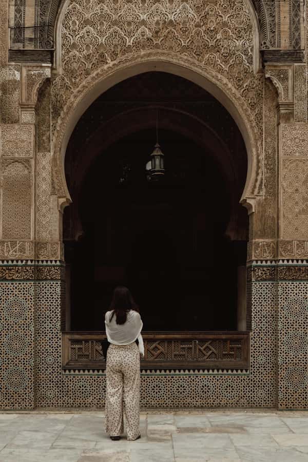 Fez: Guided Walking Tour of the Historic Medina - Moroccan lunch: a real break from walking