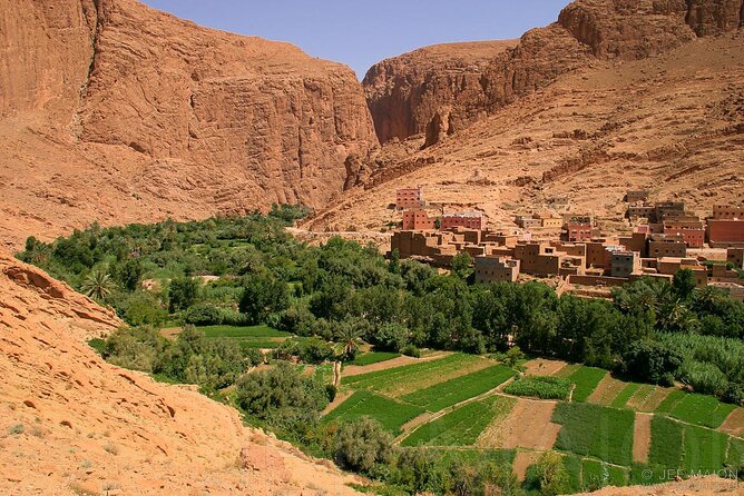 Fez to Marrakech via Merzouga Desert - 3 Day Desert Tour - Guides, Groups, and the Human Part of the Desert
