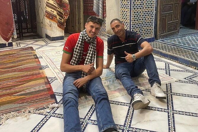 Fez Tour Medina Private Walking Tour With Local Guide - Stop 1: Bab Boujloud, the Mellah, Ceramics, and the Merinides Views
