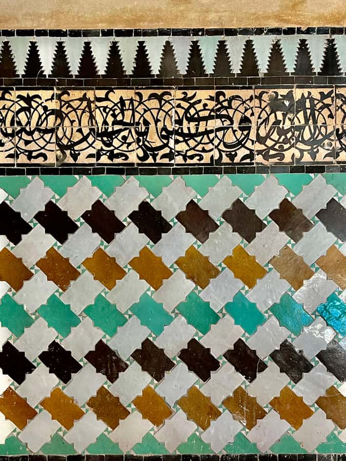 Friend tour guide to Fes Medina private walking tour - Mosques, Shrines, Schools, and the Thousand-Year Story Around You
