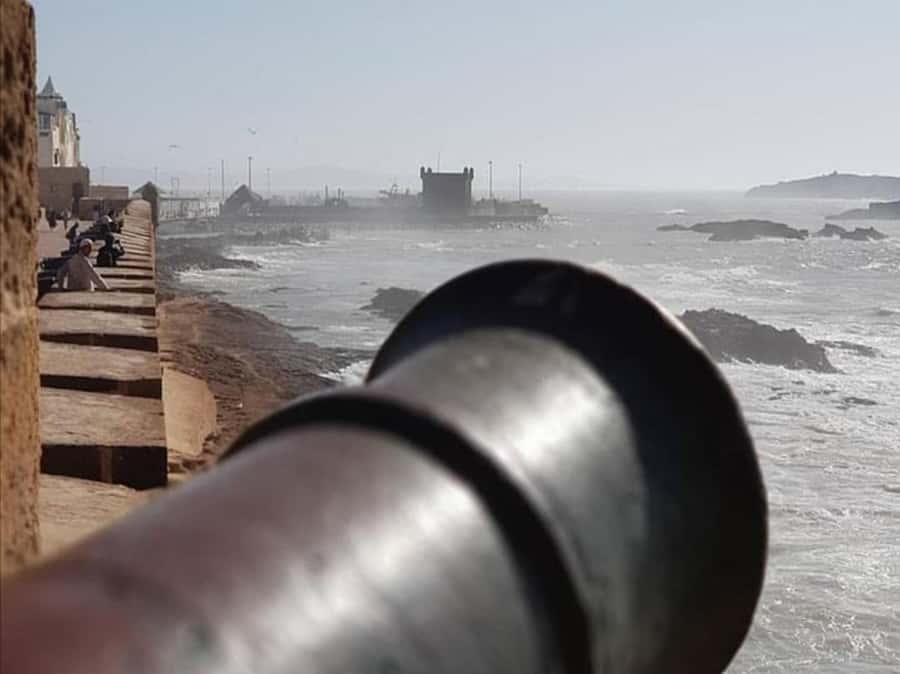 From Agadir or Taghazout : Essaouira Day Trip - Guided Essaouira: Medina Souk, Kasbah Ramparts, and the Scala Walls