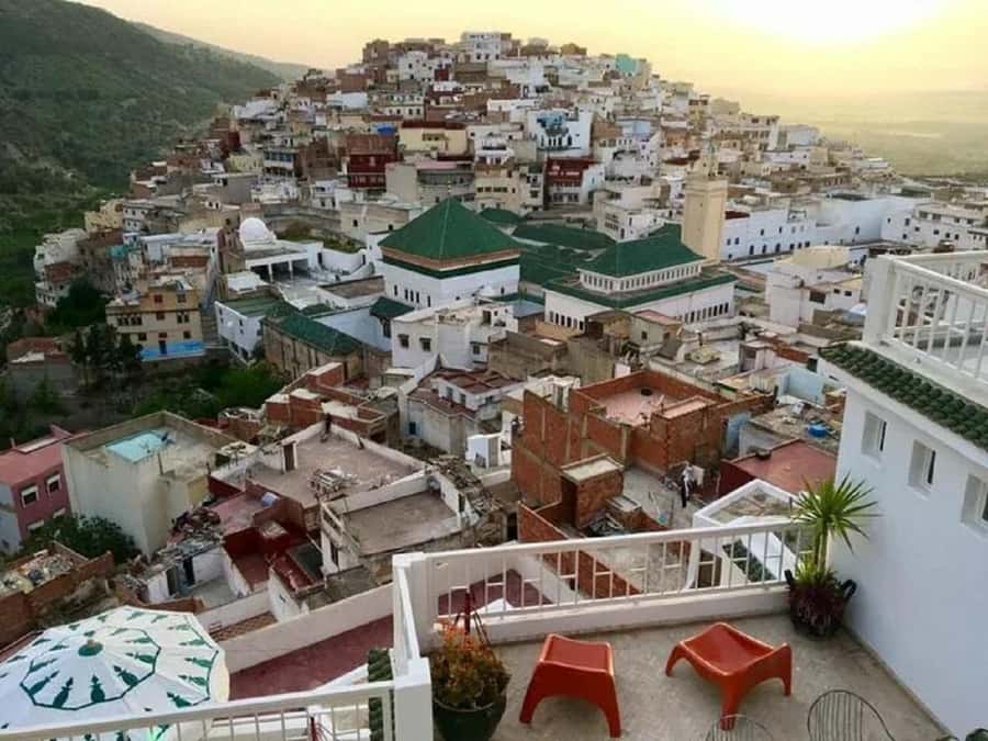 From Fes Day Trip to Meknes,Volubilis,Moulay Idriss Zerhoun - Moulay Idriss Zerhoun: the holy city pause at the mausoleum