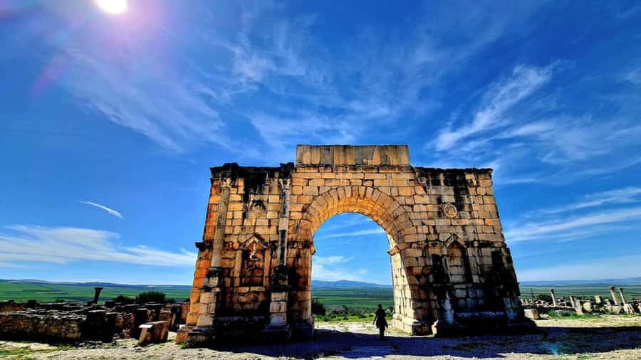 From Fes: Meknes Volubilis and Moulay Idriss Day Trip - Meknes Medina and Bab Mansour: The Gate Game Is Strong Here