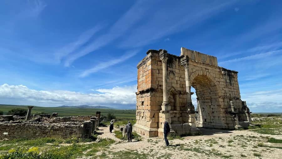 From Fes: Meknes Volubilis and Moulay Idriss Day Trip - Meknes City Walls, Mausoleum of Moulay Ismail, and What the City Says About Itself