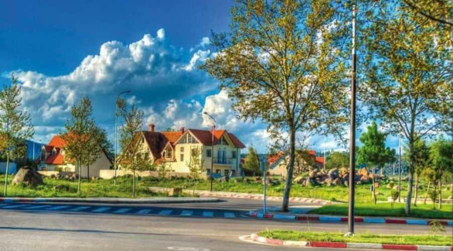 From Fez: Middle Atlas Ifran and Forest of Monkeys Day Trip - Price And Value: What $22 Buys, And What You Still Need To Budget