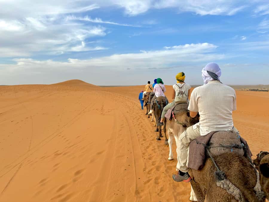 From Marrakech: 3-Day Sahara Tour with Private tent & Meals - Day 1: High Atlas Crossing, Ait Ben Haddou, and Dades Valley Night