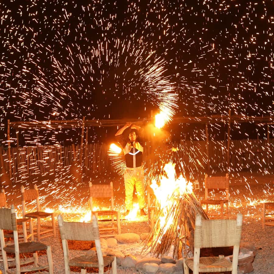 From Marrakech: Agafay Desert Dinner and Optional Camel Ride - The starry sky after dinner, what to expect at night