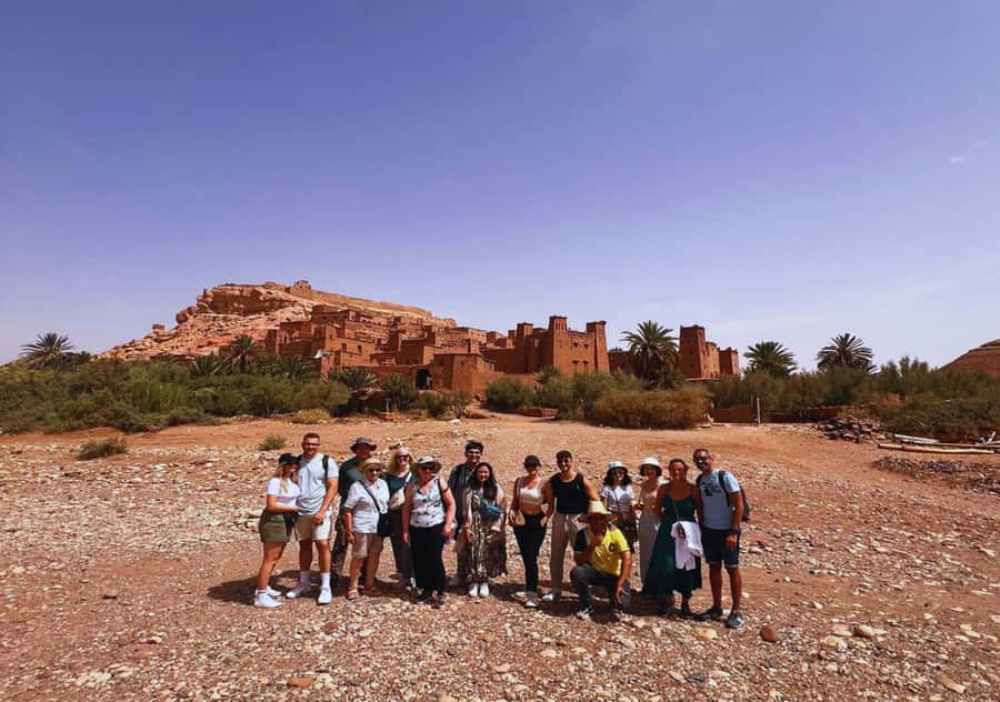 From Marrakech: Day Trip to Ouarzazate and Ait Benhaddou - Ait Barka Mountain stop: tea, views, and a quick taste of village life