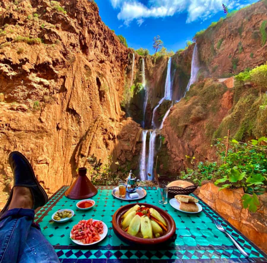 From Marrakech: Guided Ouzoud Waterfalls Tour with Boat Ride - The ride out of Marrakech: early pickup, comfort, and road breaks