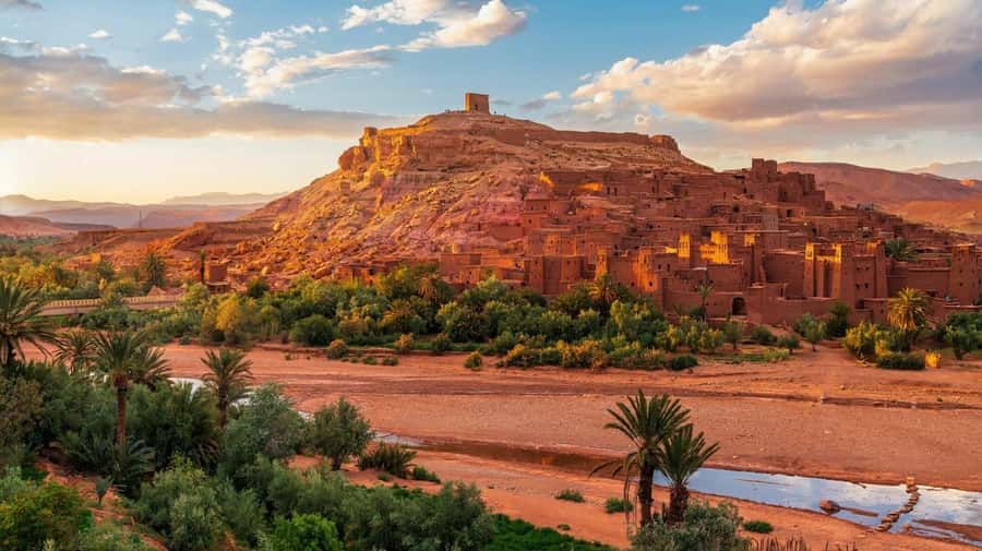 From Marrakech: Ouarzazate & Ait Benhaddou Guided Day Trip - Ait Barka mountain peak near Toufliht: the morning reality check on altitude