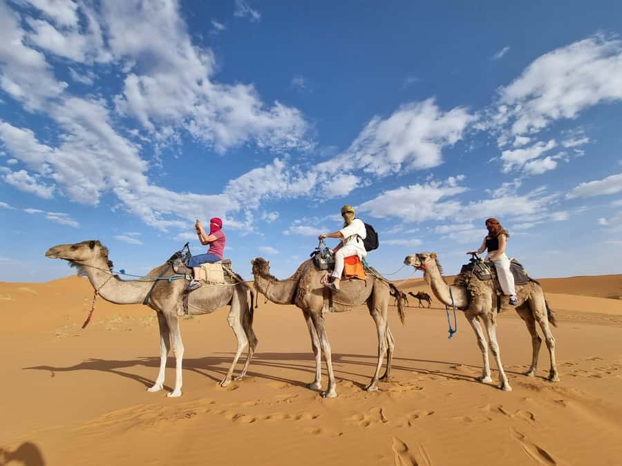 From Marrakech to Merzouga Erg Chebbi: 4-Day Desert Tour - The big idea: a mountain to desert journey, not just a bus ride