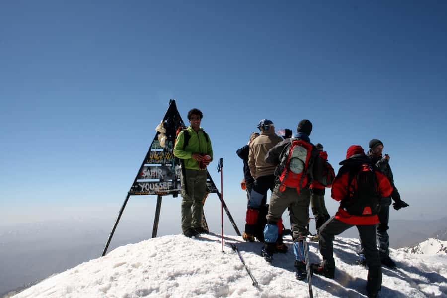 From Marrakesh: 2-Day Mount Toubkal Trek - Day One to Toubkal Refuge: A Steady Climb Above the Snow Line
