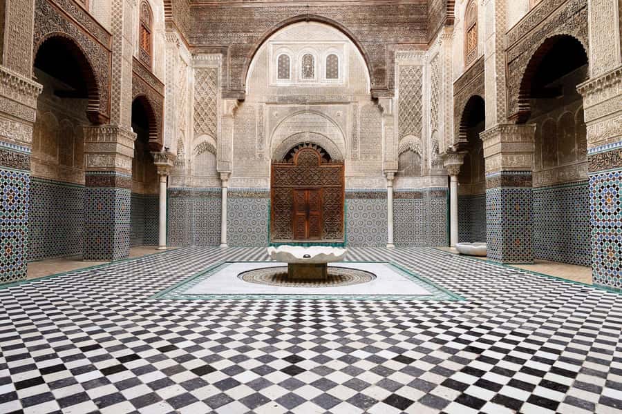 From Taghazout or Agadir: Marrakech Guided Day Trip - Koutoubia Mosque Area, A Good Warm-Up Before the Chaos