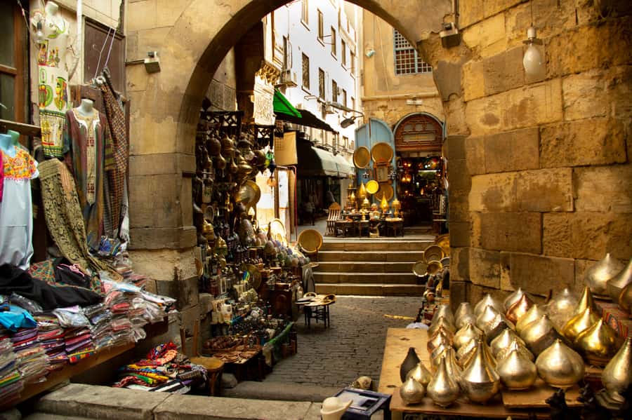 From Taghazout or Agadir: Souk El Had Guided Tour in Agadir - A realistic drawback to watch for, the market is big and the route may not match your wishlist