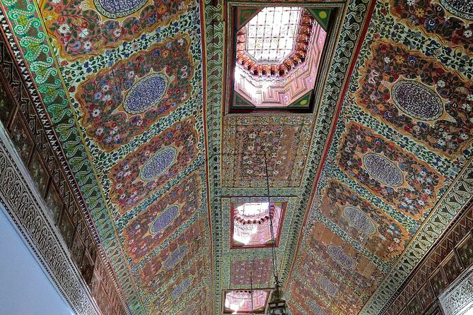 Half Day Guided Tour in Marrakech History & Culture - Meeting Point in the Medina: How to Start Without Stress
