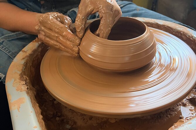 Lamsaty Pottery Workshop with Moroccan Tea - Painting and taking home your pieces: your workshop becomes a souvenir project
