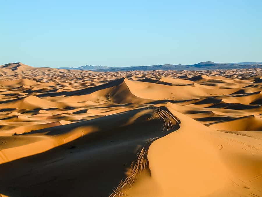 Marrakech: 3-Day Merzouga Desert Experience Camel & Meals - Valley of the Roses to Tinghir: palm groves and a reset night