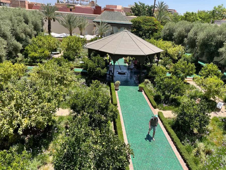 Marrakech: 3-Hour Monuments, Souks & Old Medina Walking Tour - Starting at Cafe ARGANA, then learning how to move through the Medina