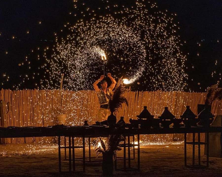 Marrakech: Agafay Desert Camel Rides, Dinner and Fire Show - Key Things That Make This Agafay Night Work