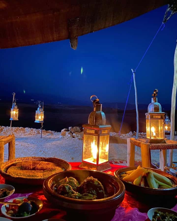 Marrakech: Agafay Desert Magic Sunset Dinner & Live Show - Pickup from Marrakech, plus the short stop that sets the mood