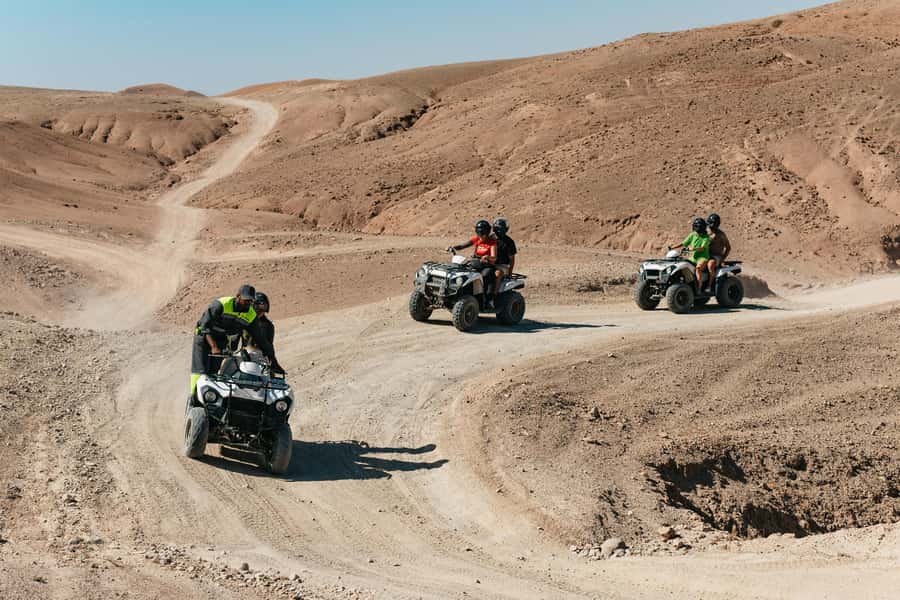 Marrakech: Agafay Desert Pool, Dinner & Live Show Experience - What to Bring, Wear, and Avoid