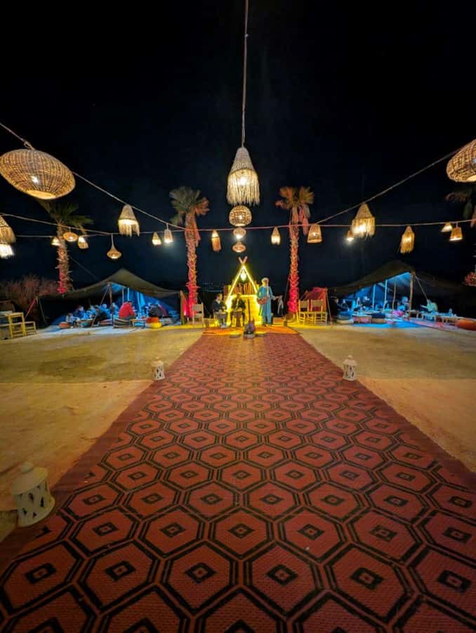 Marrakech: Agafay Desert Sunnet dinner with show - Quick hits
