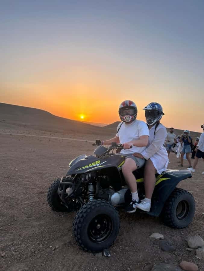 Marrakech: Agafay Desert Tour Quad bike & Dinner fire show - Quad biking over Agafay dunes: how it works and what to watch for