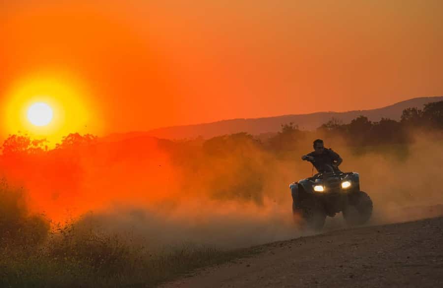 Marrakech: Agafay Desert Tour Quad bike & Dinner fire show - Marrakech pickup, the drive, and how to plan your timing