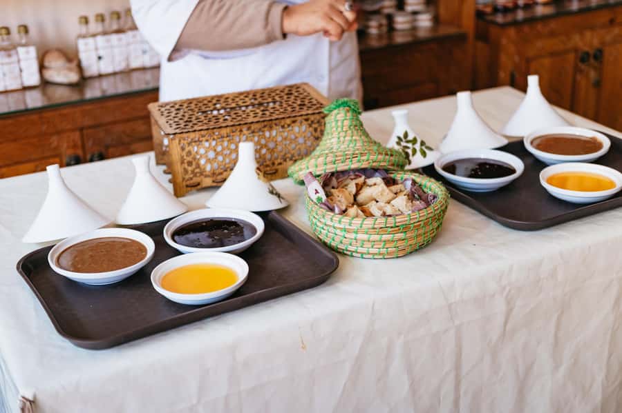 Marrakech: Atlas Mountains and 5 Valleys Day Tour with Lunch - Oukaimeden and the short optional walk at altitude