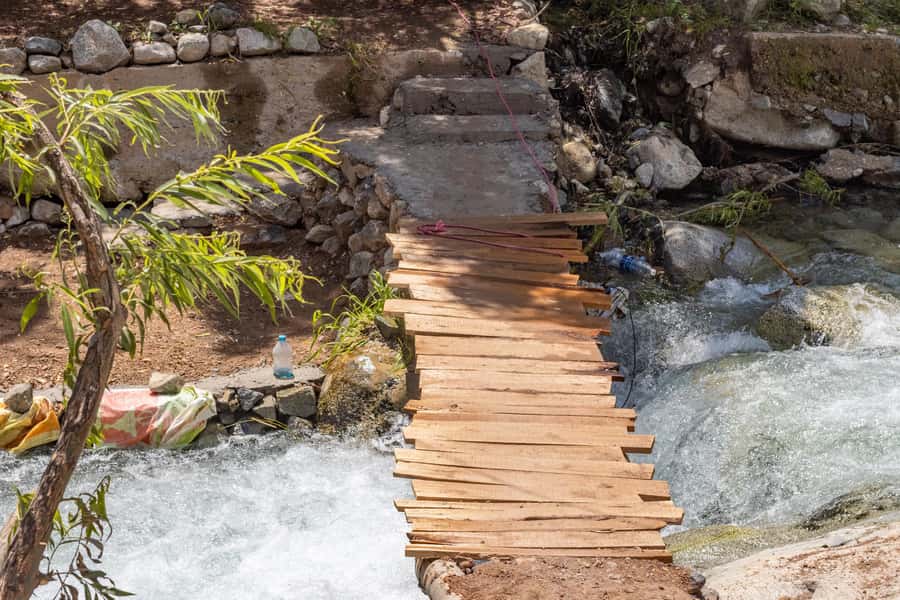 Marrakech: Atlas Mountains & Ourika Waterfalls, Lunch+Guide - Lunch by the River: What’s Included, What Might Cost Extra