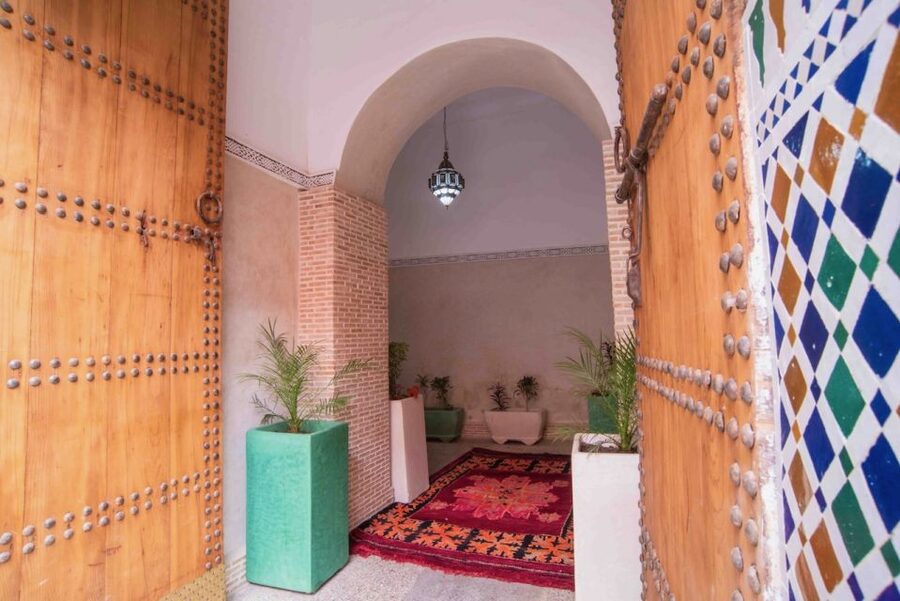 Marrakech: Authentic Moroccan Hammam Experience in Mouassine - Staff communication: how you will get through with limited English