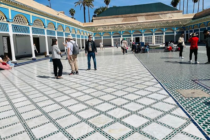 Marrakech: Bahia Palace, Madrasa Ben Youssef and Medina Tour - What makes this tour feel worth it, the guide factor