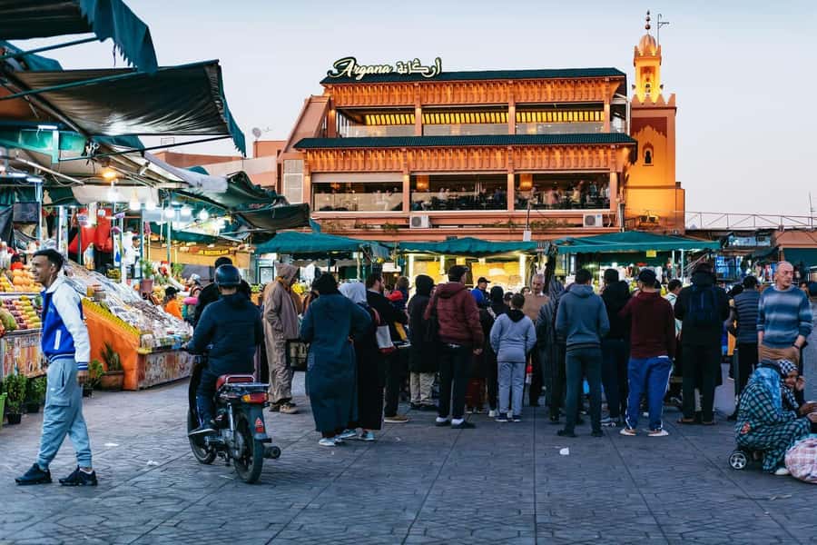 Marrakech: Bahia Palace, Saadian Tombs, & Koutoubia Mosque - Who This Tour Fits Best