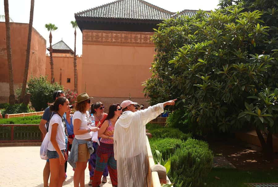 Marrakech: Bahia Palace, Saadian Tombs & Medina Guided Tour - Meet at Cafe de France, then get your bearings in minutes