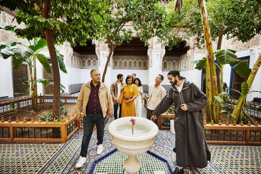 Marrakech: Bahia Palace, Saadian Tombs & Top Highlights Tour - Guide quality: Ahmed, Zakaria, and the difference good explanations make