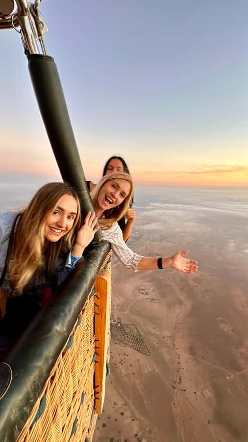 Marrakech: Balloon Flight, Berber Breakfast, and Camel Ride - Berber breakfast in a tent overlooking the mountains, what to expect