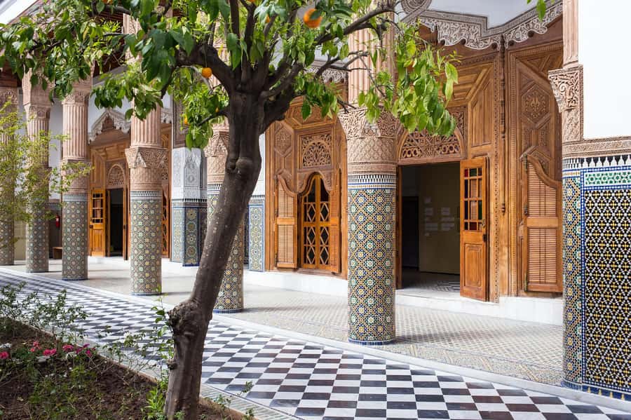 Marrakech: Ben Youssef Medersa, Le Jardin Secret & Souk Tour - Koutoubia Mosque: a quick look with big-city meaning
