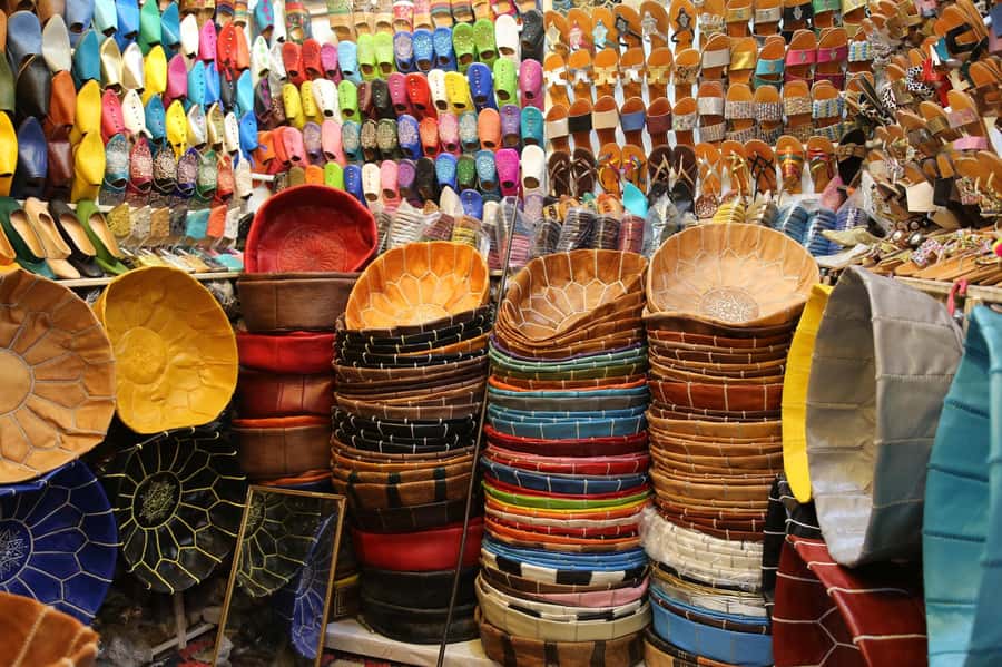 Marrakech: Ben Youssef Medersa, Le Jardin Secret & Souk Tour - Starting in Jemaa el-Fnaa, then getting oriented fast