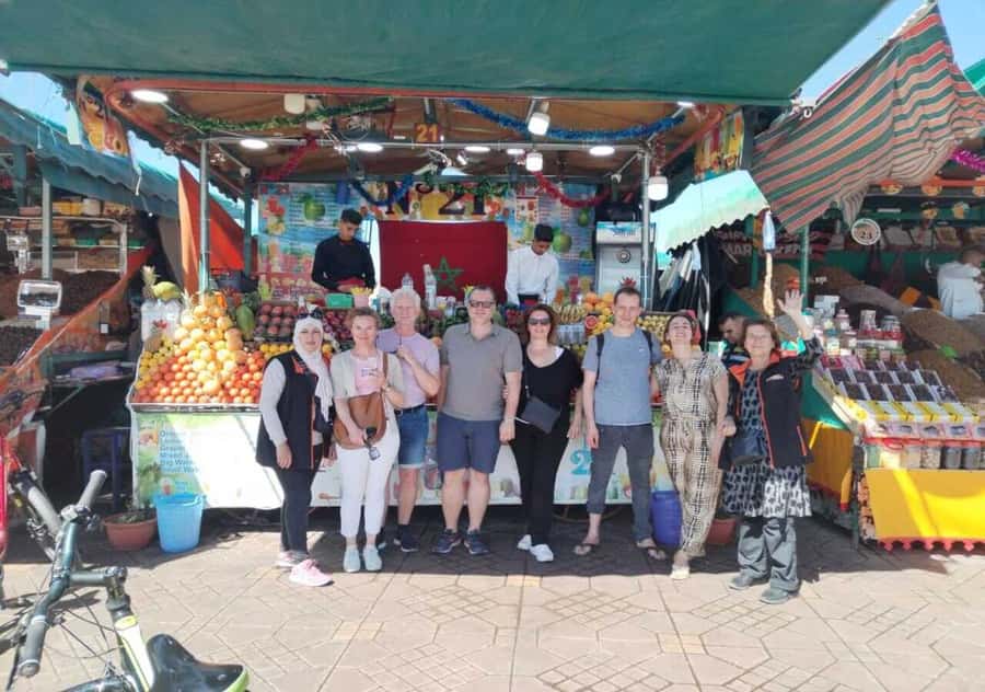 Marrakech: Bicycle Tour with a Local Guide - Kasbah district and the Jewish Quarter: where the city gets real