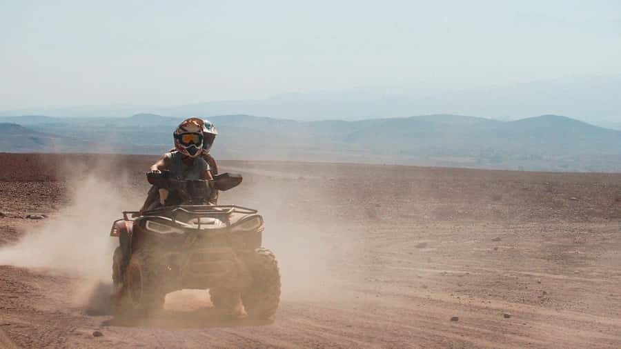 Marrakech Desert Sunset: Quad Biking, Dinner & Fire Show - Dinner With Moroccan Tea: What You’ll Taste