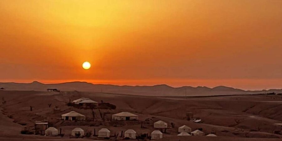 Marrakech: Desert Tour with Dinner, Show and Camel Ride - Who should book this Agafay dinner show and camel ride?