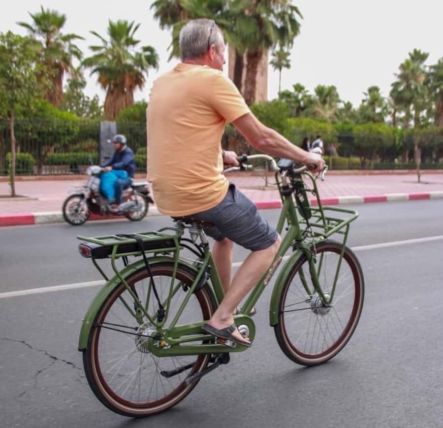 Marrakech : Electric Bicycle City Tour - Koutoubia Mosque and Jamaa El Fna: The Big-Name Warm-Up