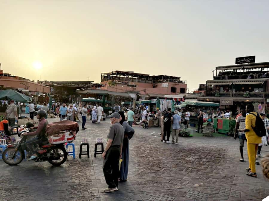 Marrakech: Guided Tour by Night - Key things that make this Marrakech night tour work