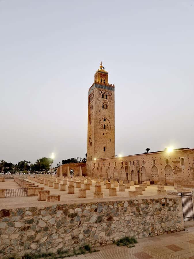 Marrakech: Guided Tour by Night - Meeting Argana Café and Getting Oriented Fast