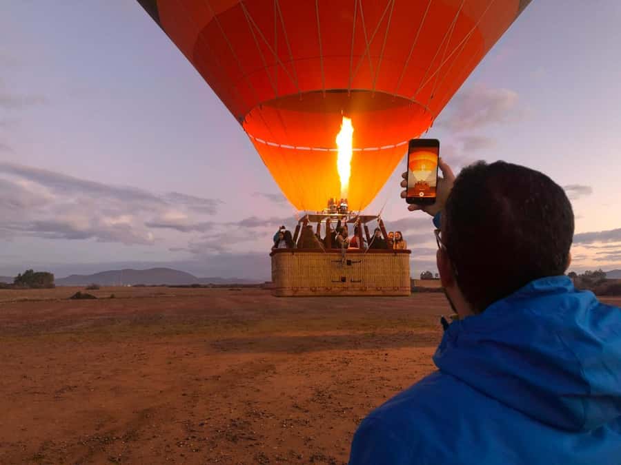 Marrakech: Hot Air Balloon Ride with Traditional Breakfast - Balloon Inflation Up Close: The Moment Before You Float