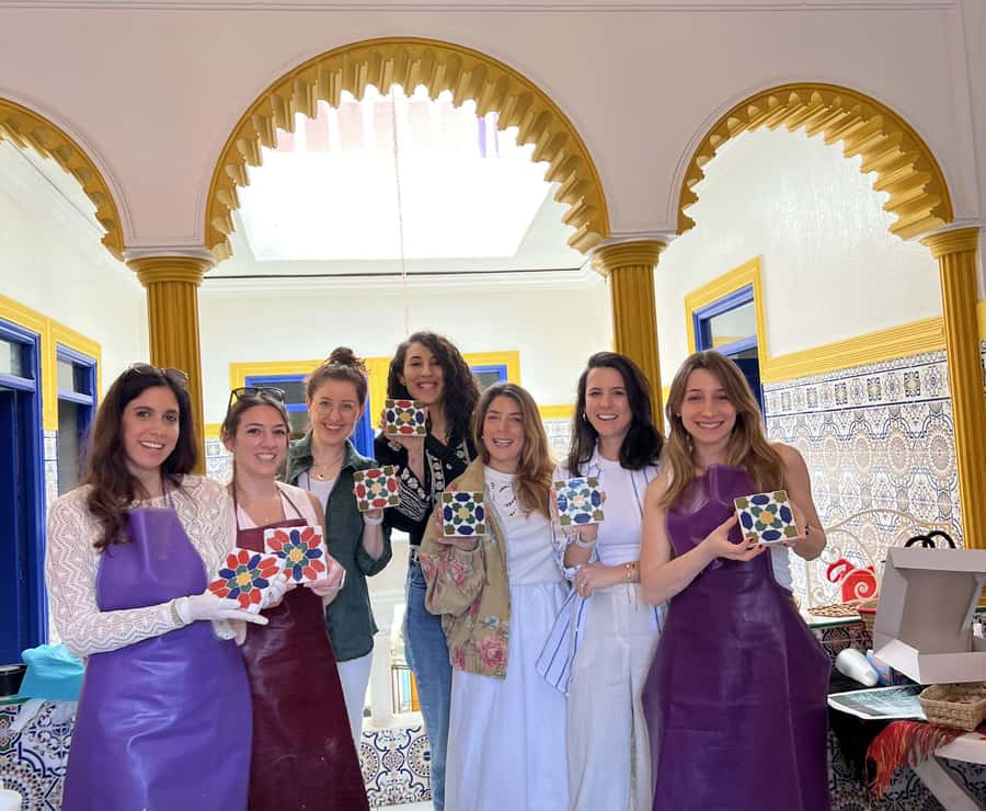 Marrakech: Make Your Own Moroccan Zellige Mosaic Masterpiece - Practical Tips Before You Go: What to Bring and What to Wear