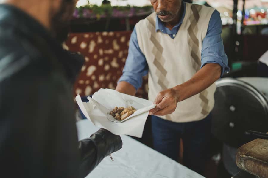 Marrakech: Medina Stories Food Tour with 15+ Tastings - Food Culture Lessons: Bread, Argan Oil, and the Small Details That Matter