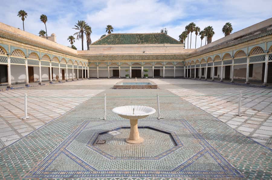 Marrakech Monuments & Souks 3-Hour Tour - Jemaa el-Fnaa Square: Where You See Marrakech Daily Life