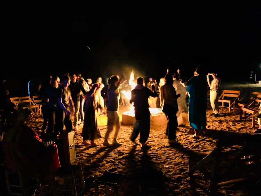 Marrakech/Ouarzazate: 2-Day Desert with Camel, 4x4 & Meals - Dinner Under the Stars and Campfire Entertainment: A Better Kind of Group Time